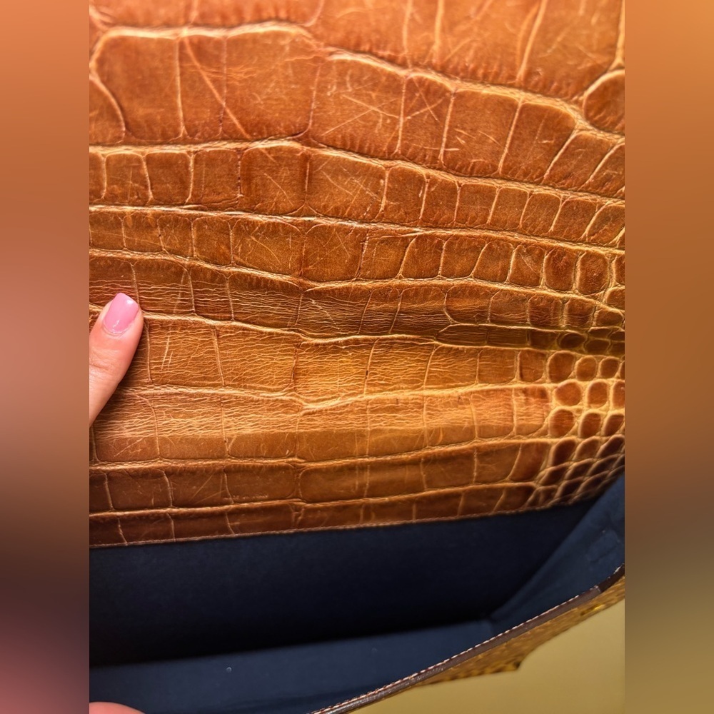 Dooney & Bourke vintage rare Brown Crocodile Crossbody Bag - Picture 4 of 5
